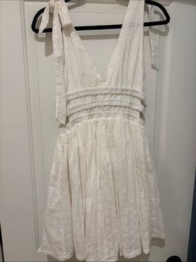 Women’s White Eyelet Tie-Shoulder mini Sundresses